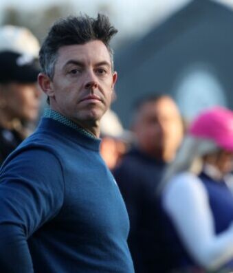 Rory McIlroy Sets Early Pace at Rainy Genesis Invitational Rory McIlroy Sets Early Pace at Rainy Genesis Invitational