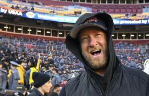 Dave Portnoy Slams Tiger Woods, Demands He Go To Jail Dave Portnoy Slams Tiger Woods, Demands He Go To Jail