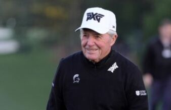 Golf Legend Makes Creepy Remark To Presenter At Masters Golf Legend Makes Creepy Remark To Presenter At Masters