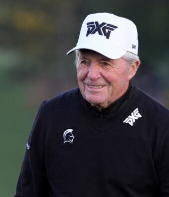 Golf Legend Makes Creepy Remark To Presenter At Masters Golf Legend Makes Creepy Remark To Presenter At Masters