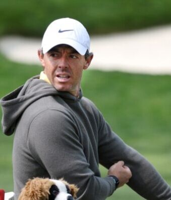 Rory McIlroy Tells Heckling Golf Fan To ‘Shut The F*** Up’ Rory McIlroy Tells Heckling Golf Fan To 'Shut The F*** Up'